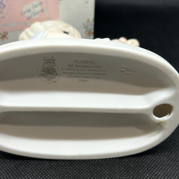 Precious Moments "Caring" 1994 Member's Only figurine - Picture 3 of 3